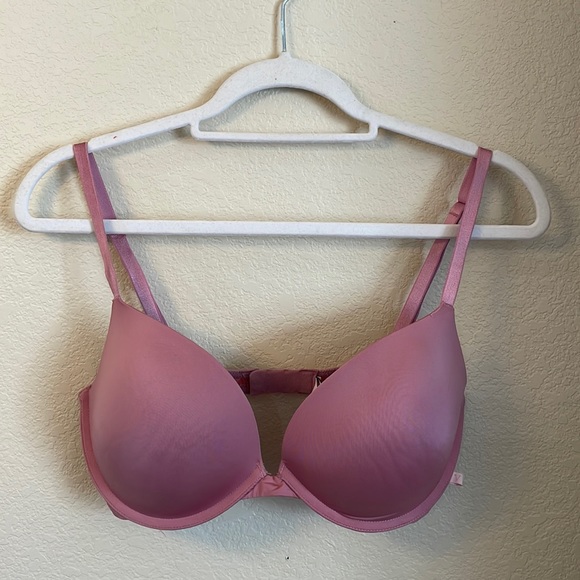Victoria’s Secret 34DD T-Shirt Bra - Picture 1 of 2